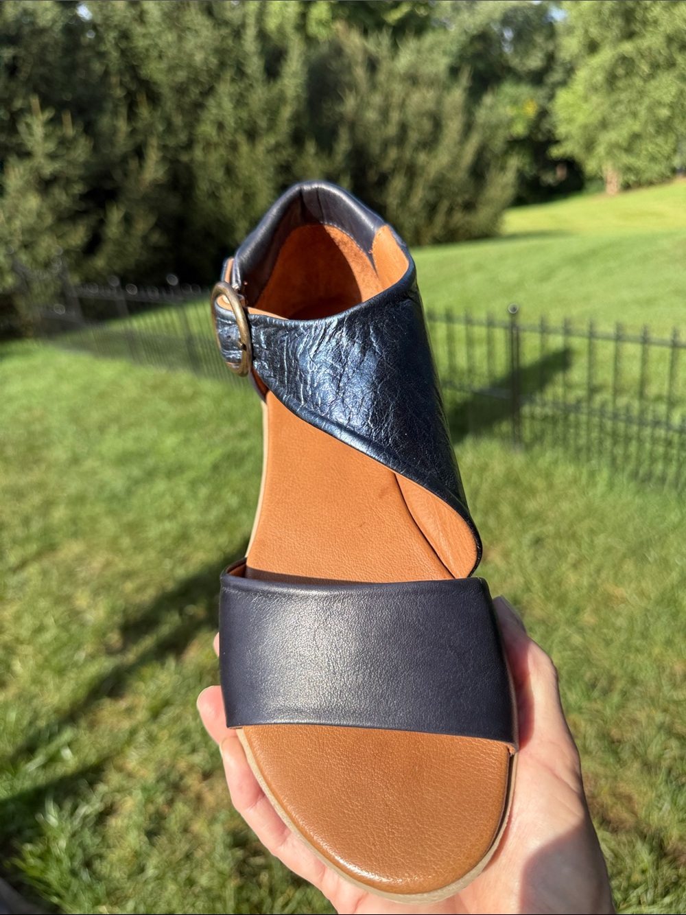 BUENO Sandals